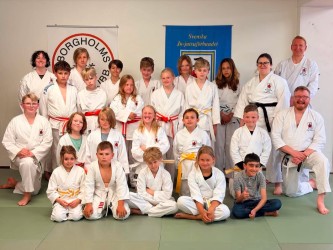 Barnsommarläger i Borgholm bjöd på ju-jutsu, bad och 10 glassar